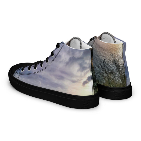 Women’s high top canvas shoes